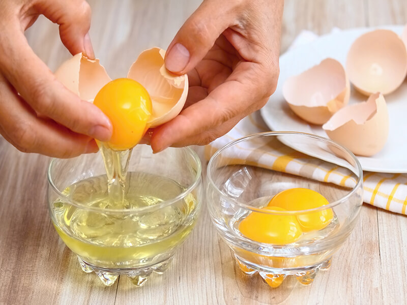 breaking egg